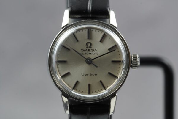 Omega Genève 565.002 – Image 6