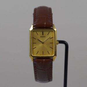 Seiko "Tank" Quartz 7N01-5180